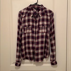 PAIGE! Medium long sleeve plaid button front shirt